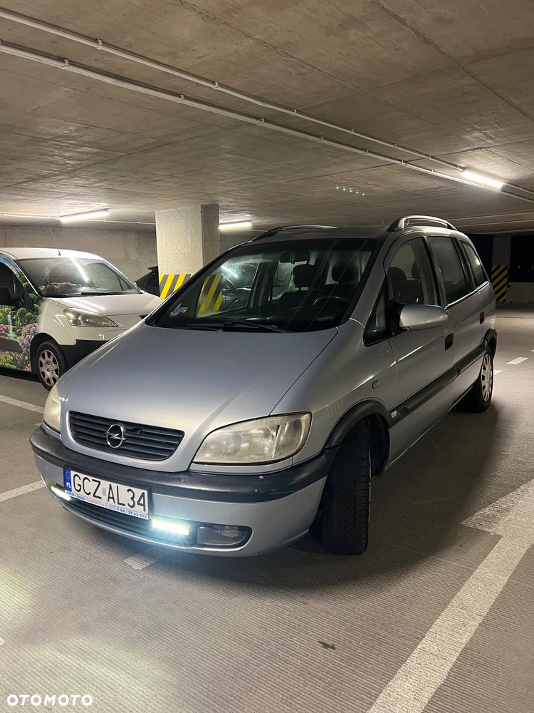 Opel Zafira 2002 photo 3