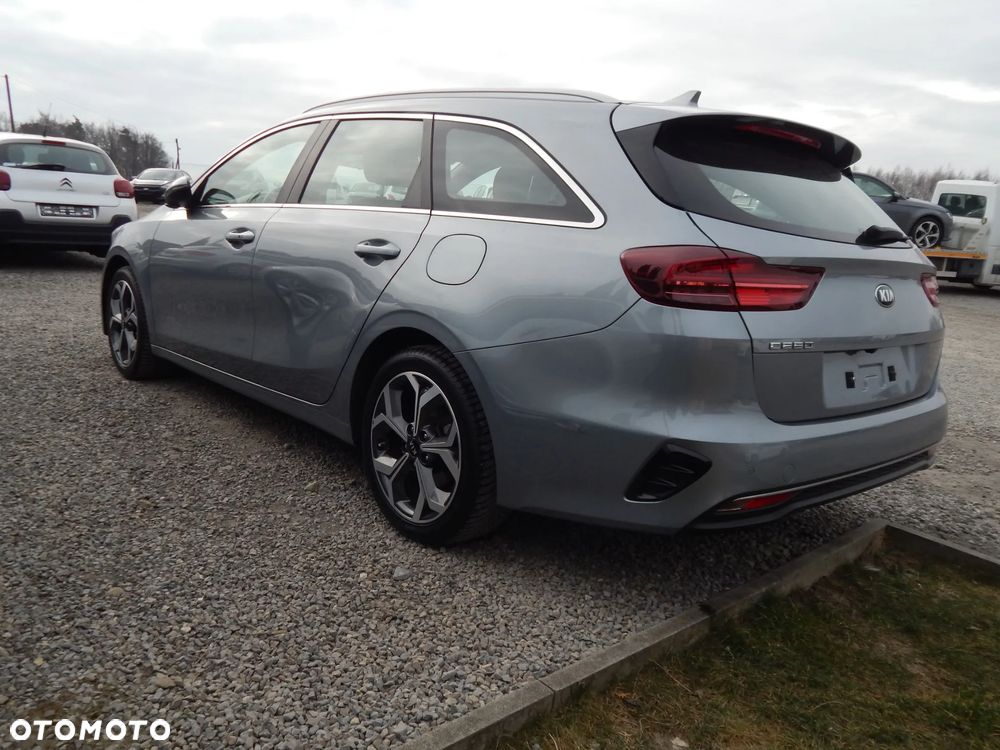 Kia Ceed 1.0 T-GDI L Business Line - 10