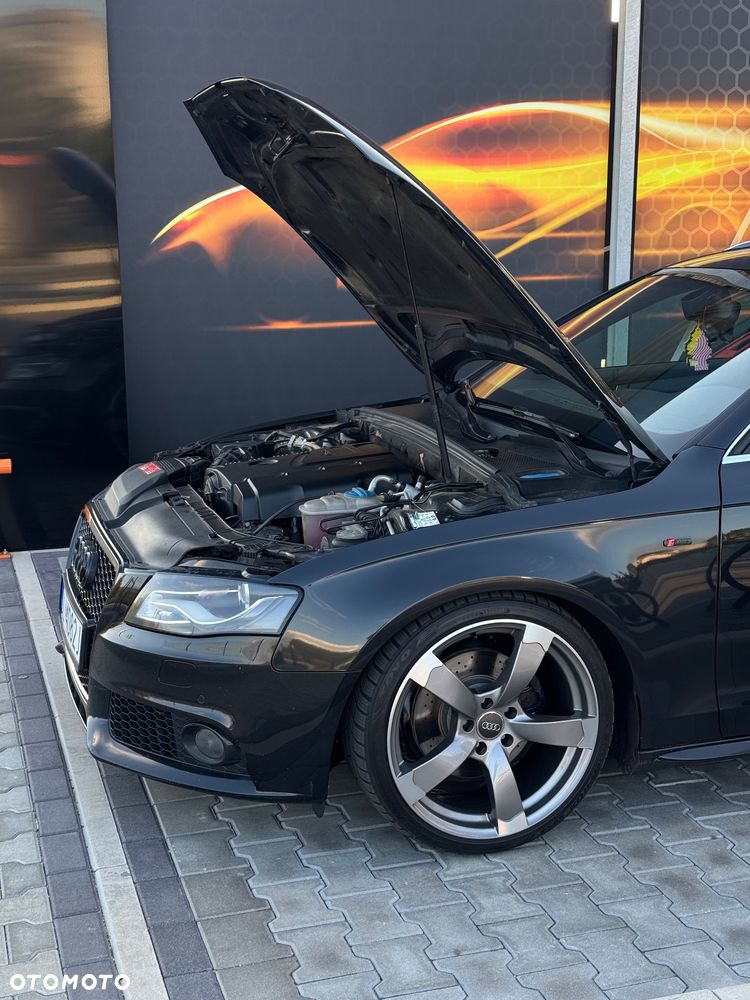Audi A4 Avant - 16