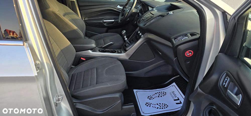 Ford Kuga 2.0 TDCi Titanium - 10