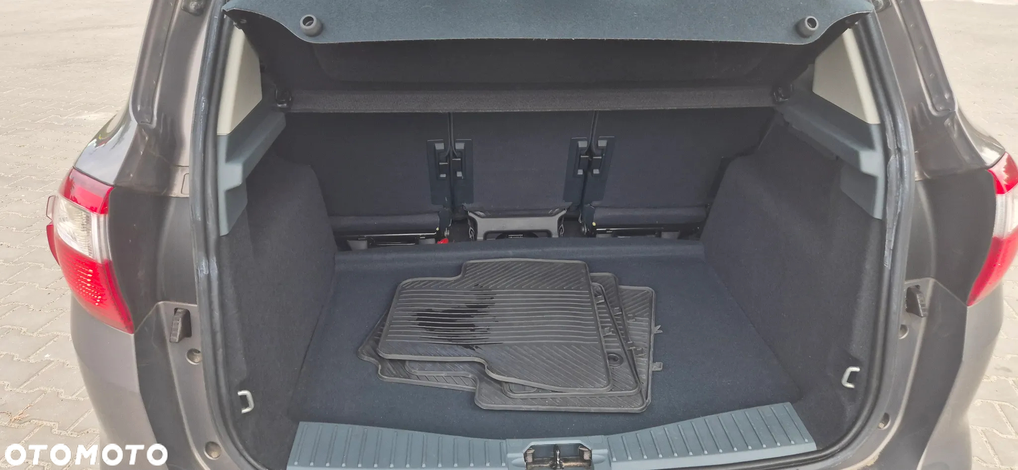 Ford C-MAX 1.6 Titanium - 13