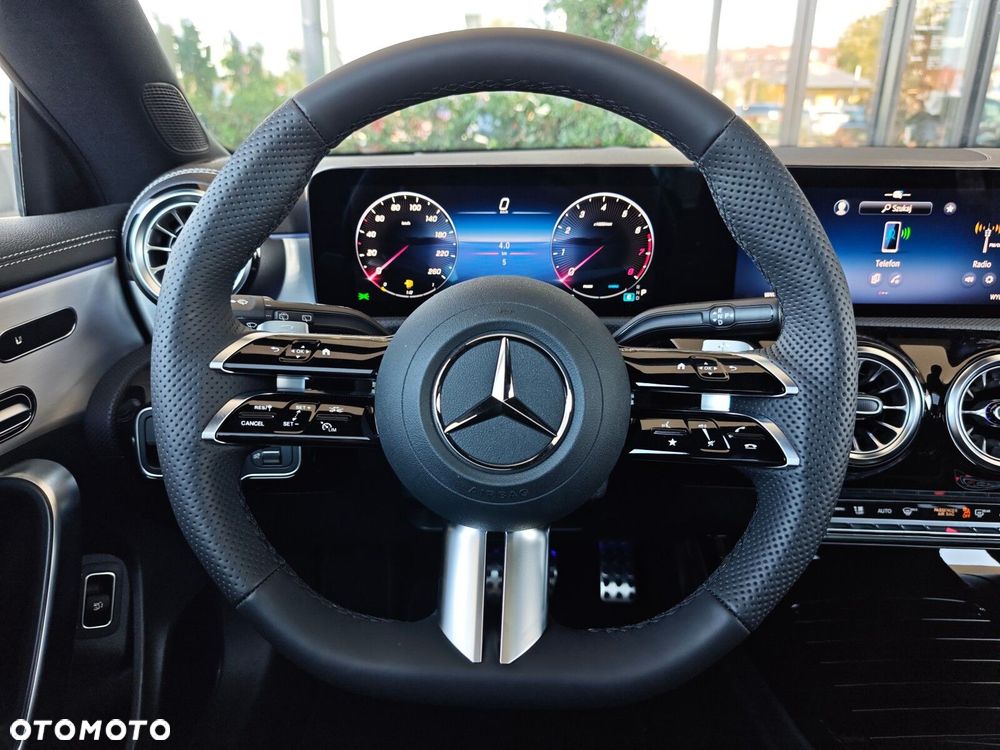 Mercedes-Benz CLA - 14