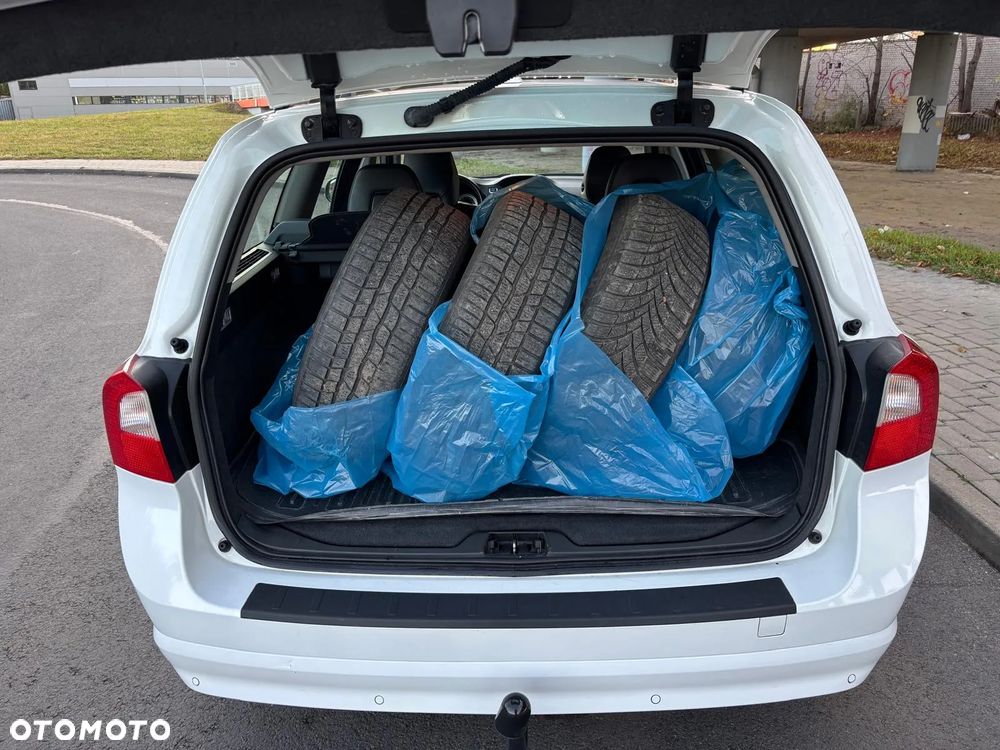 Volvo V70 2.5T Ocean Race - 38