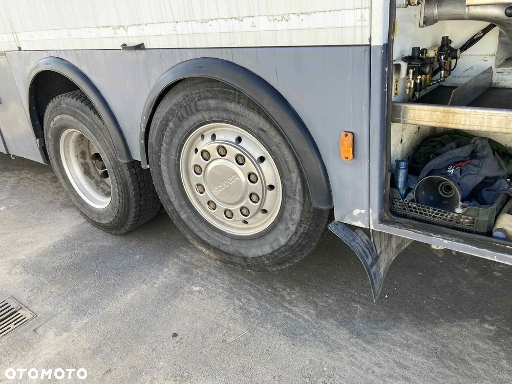 Scania R 124 GB6X2 - 13