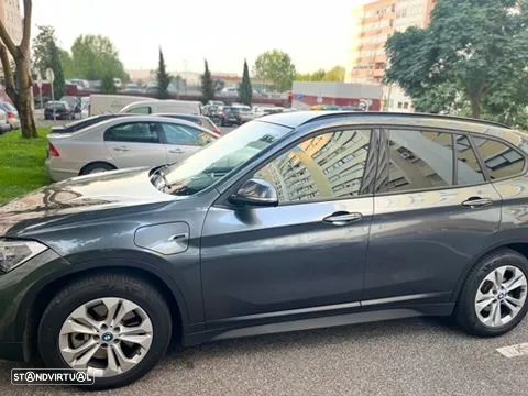 BMW X1 25 e xDrive xLine - 1