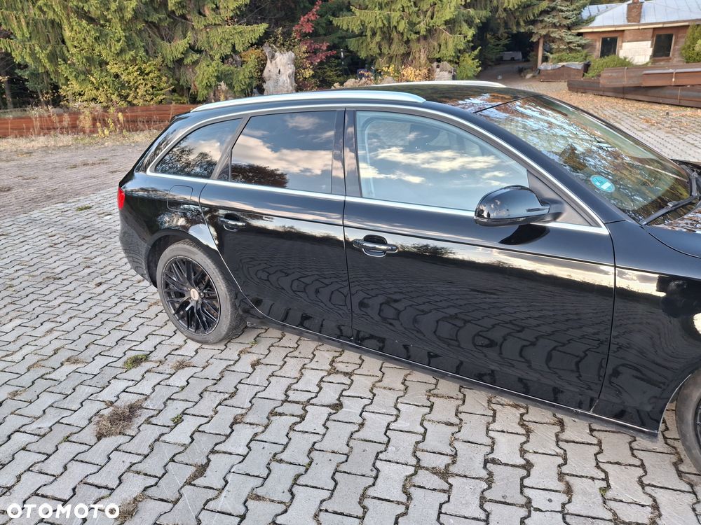 Audi A4 Avant - 10