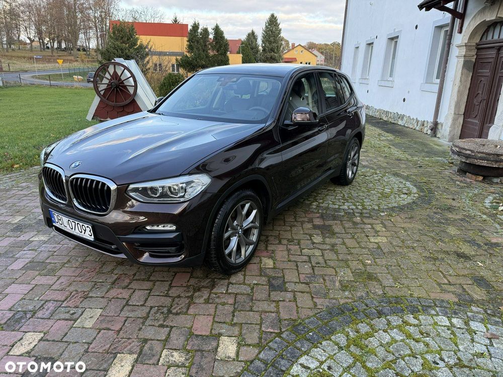 BMW X3 xDrive20i Advantage - 22