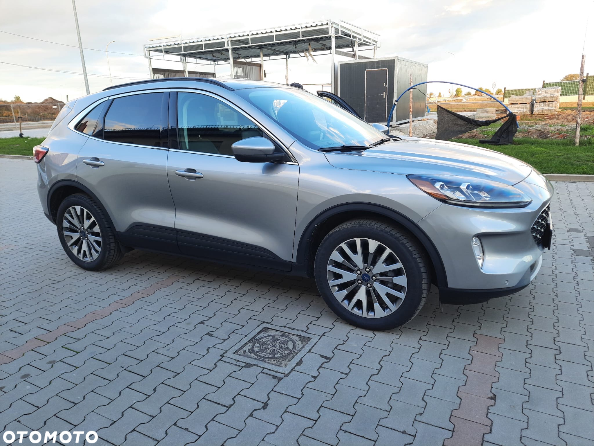 Ford Escape 2.0 EcoBoost AWD Titanium - 16