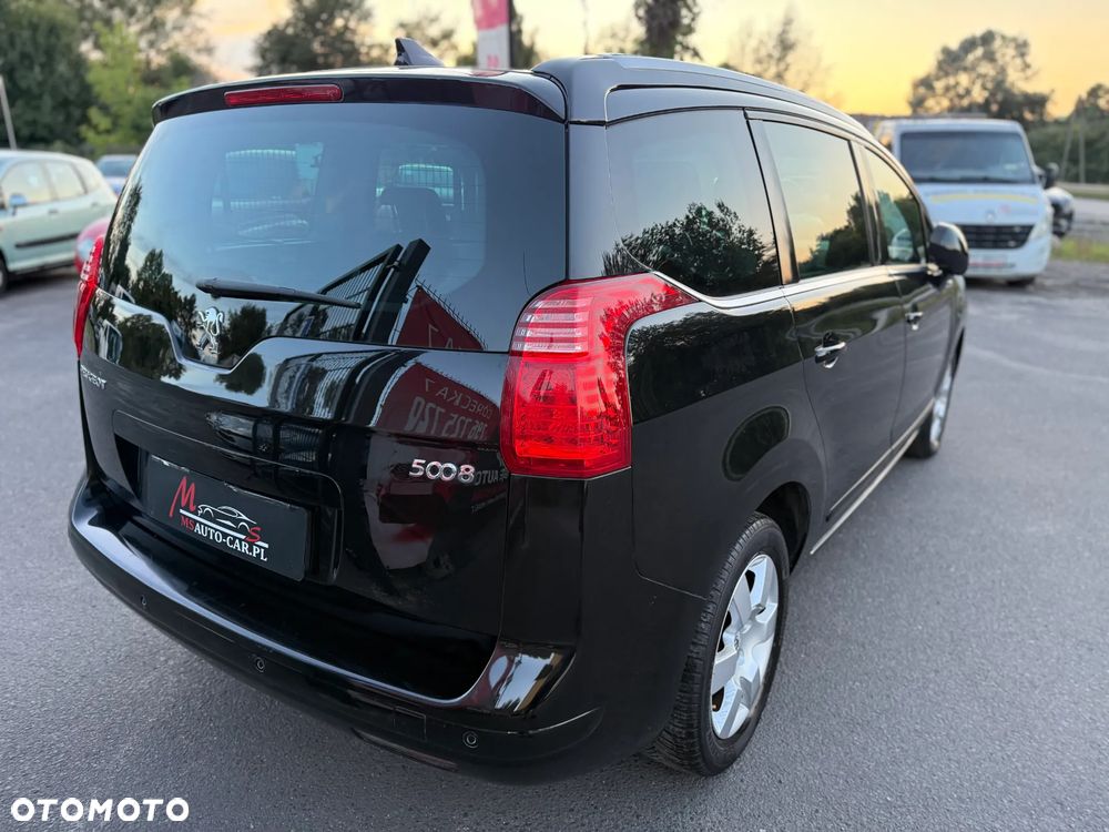 Peugeot 5008 155 THP Family Plus - 11