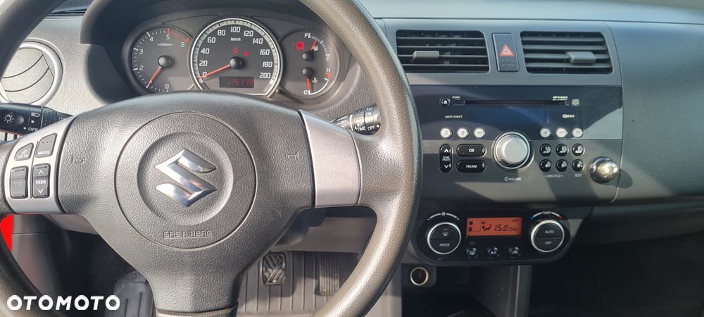 Suzuki Swift 1.3 DDiS GLX / Comfort - 5