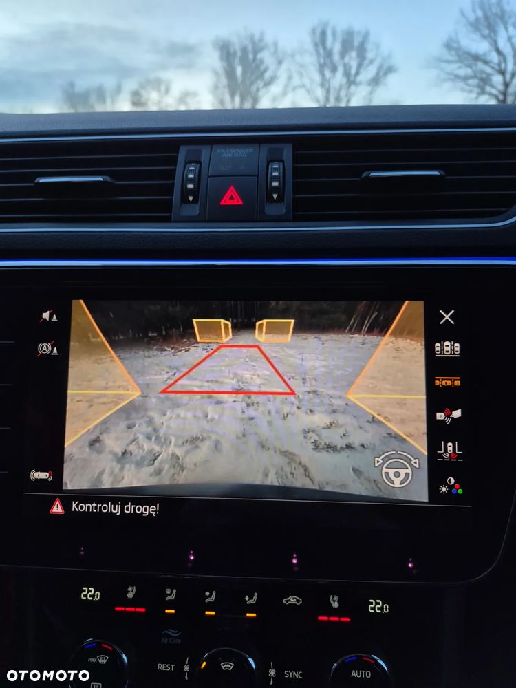 Skoda Superb 2.0 TDI SCR L&K DSG - 23