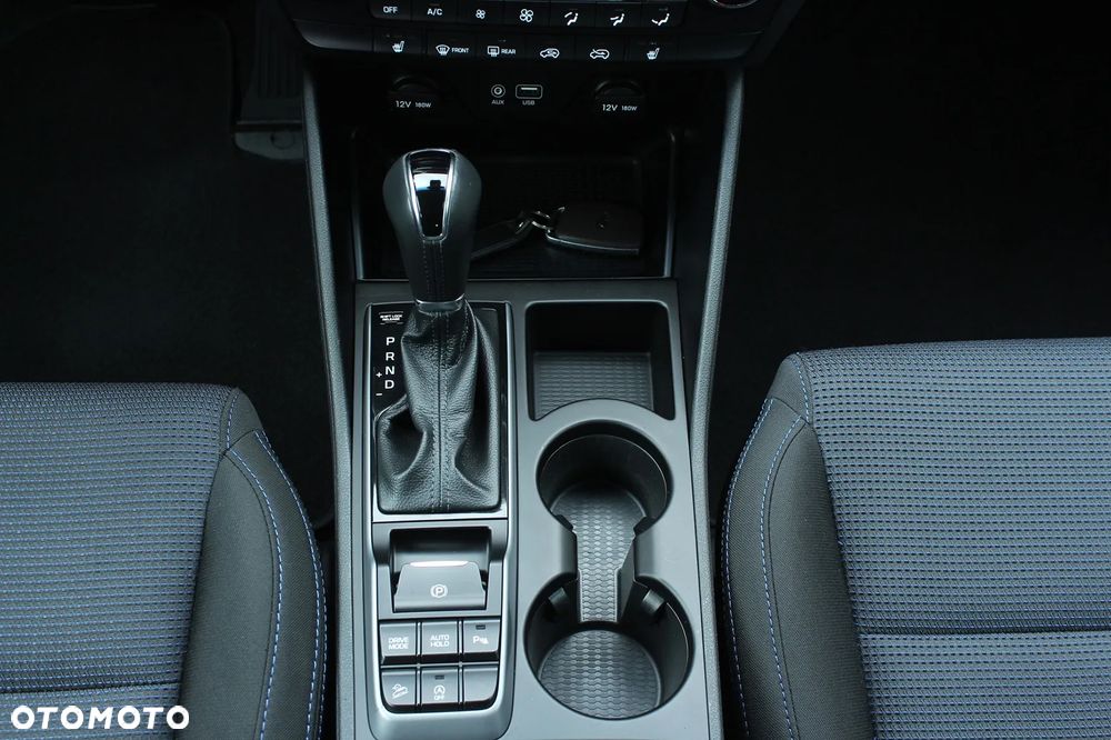 Hyundai Tucson blue 1.7 CRDi 2WD DCT Premium - 22