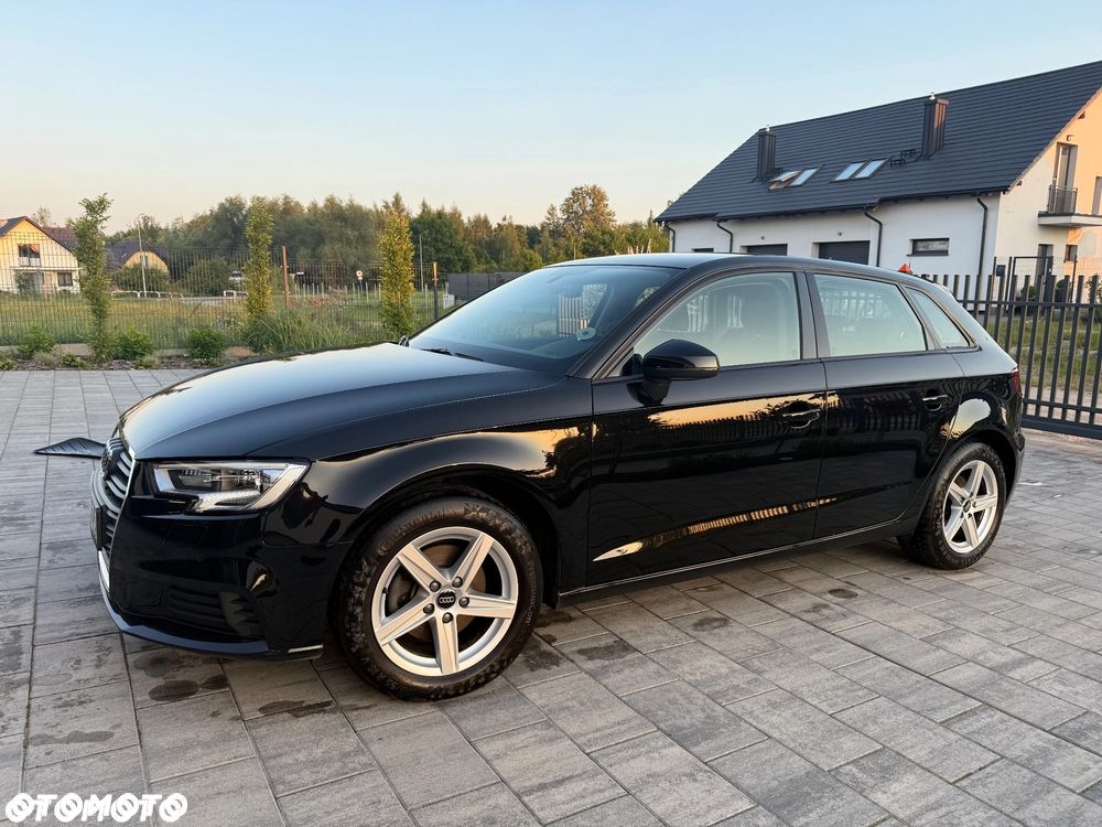 Audi A3 Sportback 2.0 TDI S tronic - 2