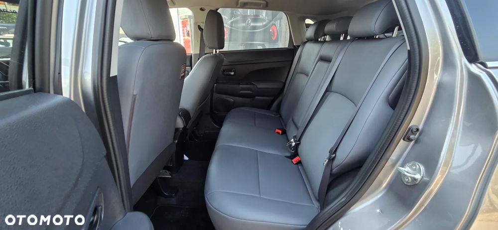 Mitsubishi ASX 1.8 DID Invite 4WD AS&G - 33