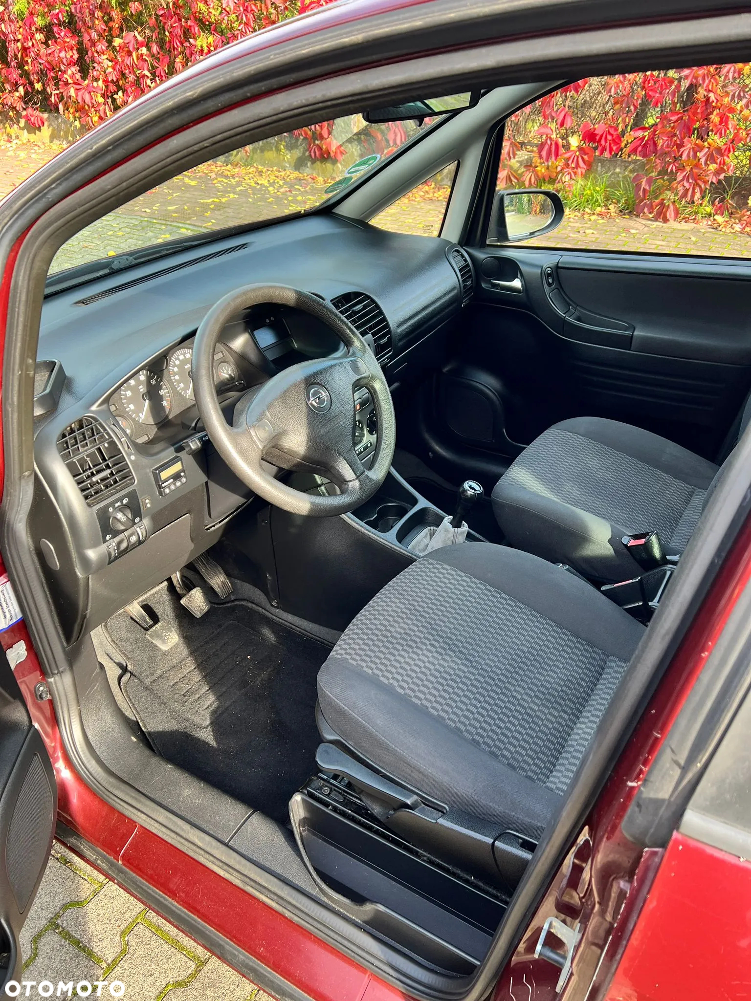 Opel Zafira 1.6 Njoy - 10