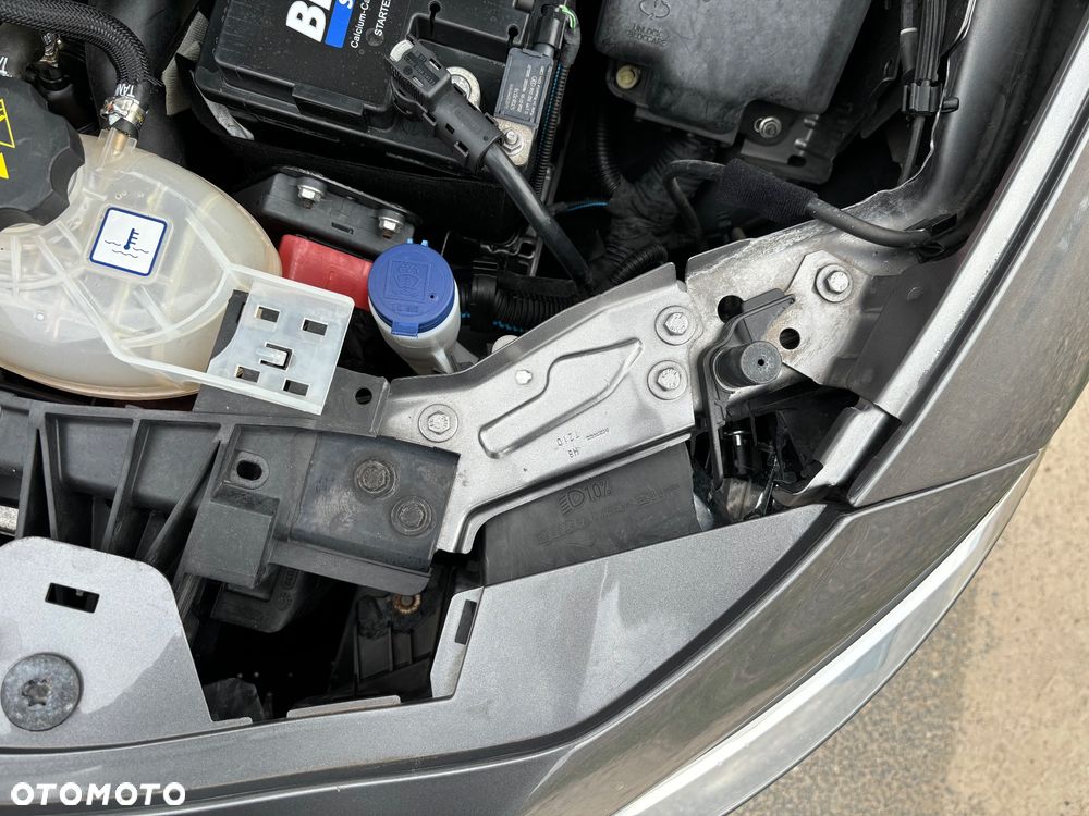 Fiat Tipo 1.6 MultiJet DCT Lounge - 21