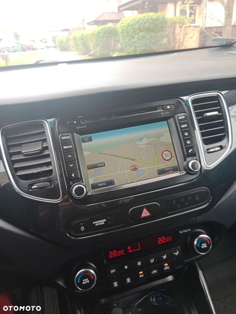 Kia Carens 1.7 CRDi Business Line 7os 7DCT - 12