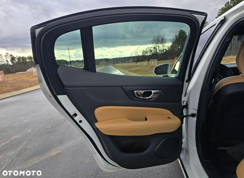Volvo S60 T6 AWD Inscription - 35