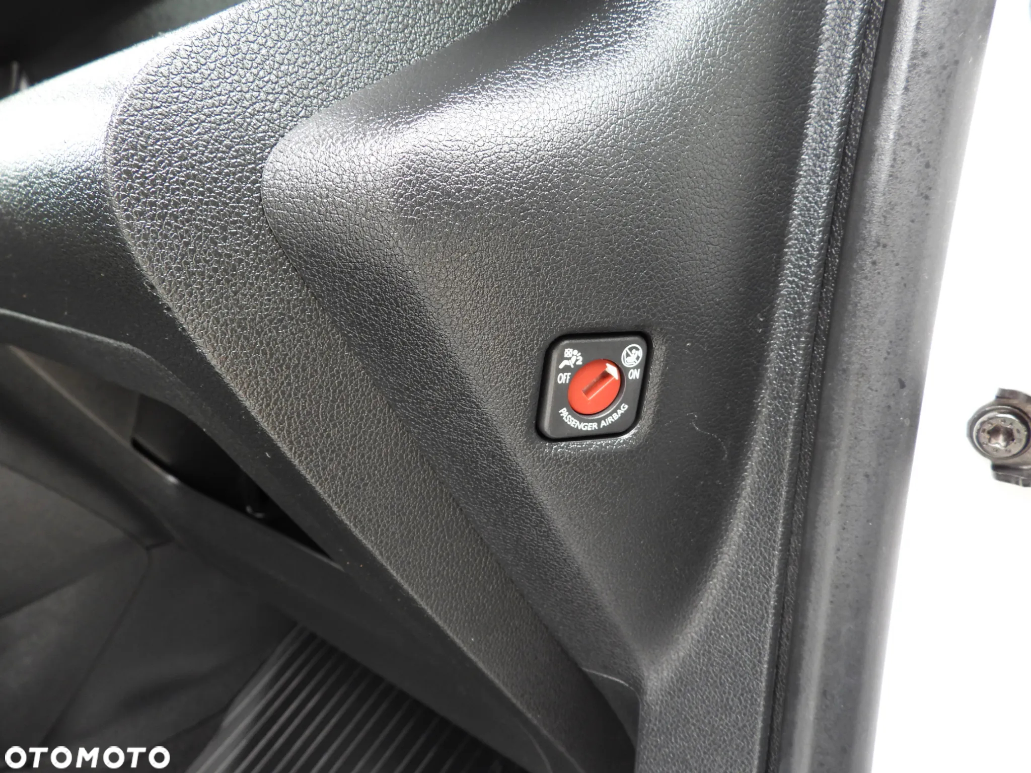 Toyota PROACE CITY  FURGON CHŁODNIA -15*C ZASILANIE 230V TEMPOMAT KLIMATYZACJA 100KM [ 975800 ] - 40