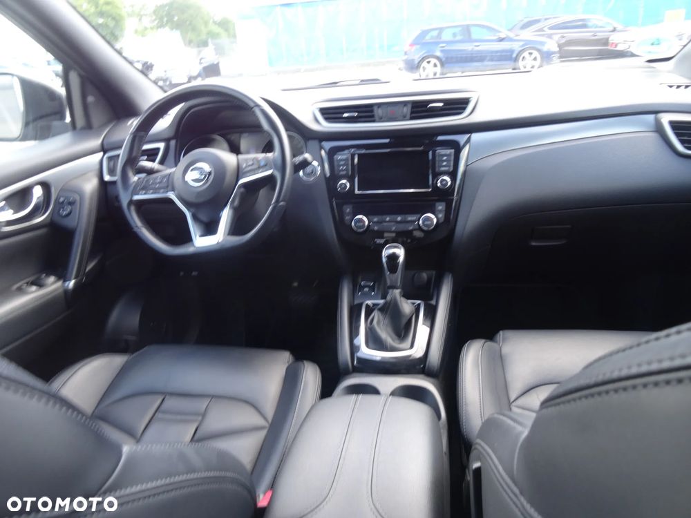 Nissan Qashqai 1.3 DIG-T DCT TEKNA+ - 11