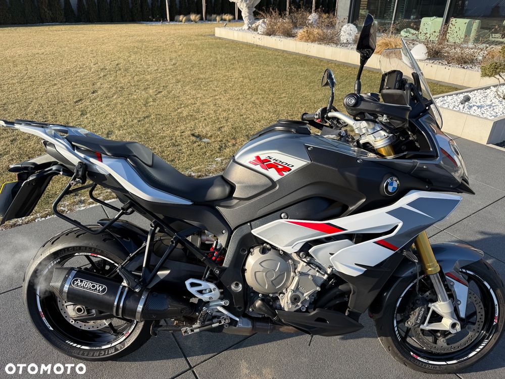 BMW XR - 2