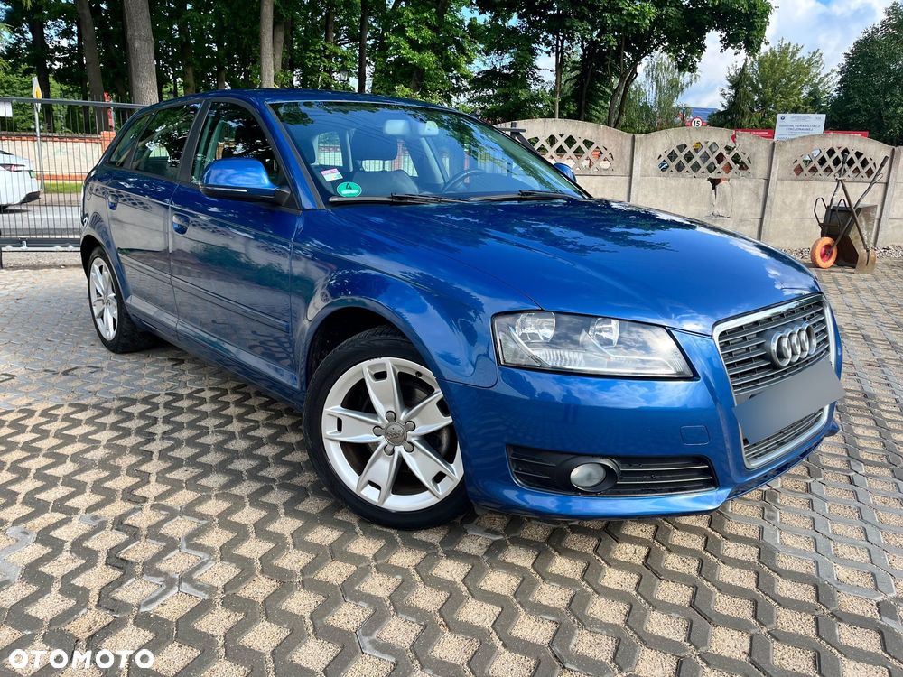 Audi A3 Sportback - 2