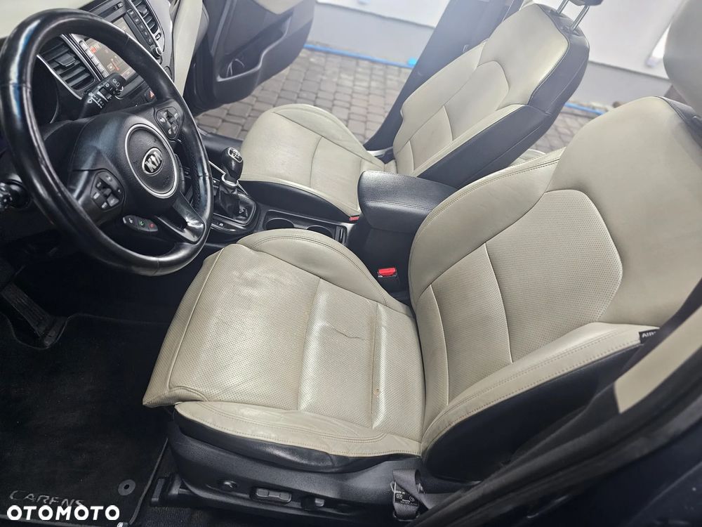 Kia Carens 1.6 GDI Business Line 7os EU6 - 16