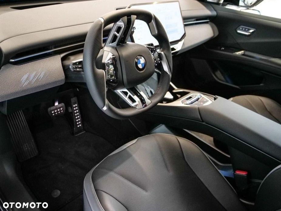 BMW iX3 - 9
