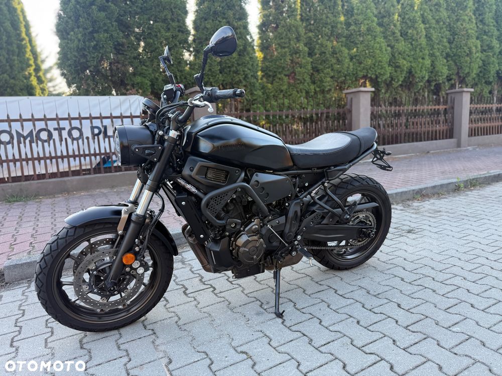 Yamaha XSR - 17