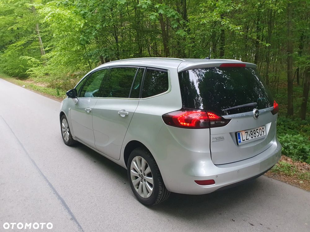 Opel Zafira - 4