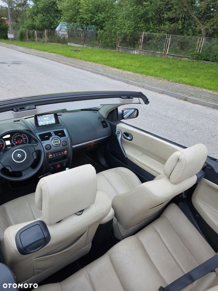 Renault Megane 1.6 Dynamique - 15