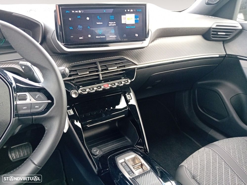Peugeot 2008 - 11