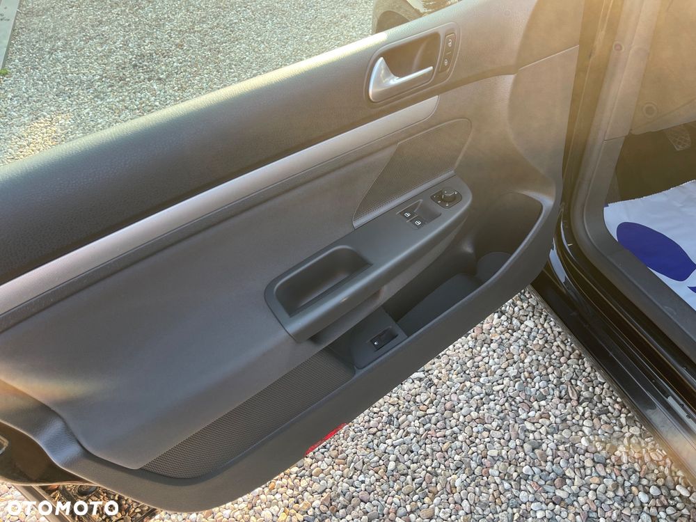 Volkswagen Golf 1.6 Tour - 22