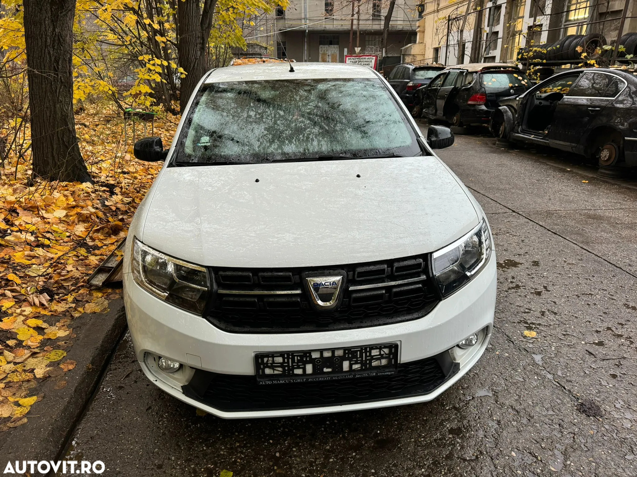 Dezmembrez Dacia Logan II facelift  2018 1.0 SCE alb OV369 - 2