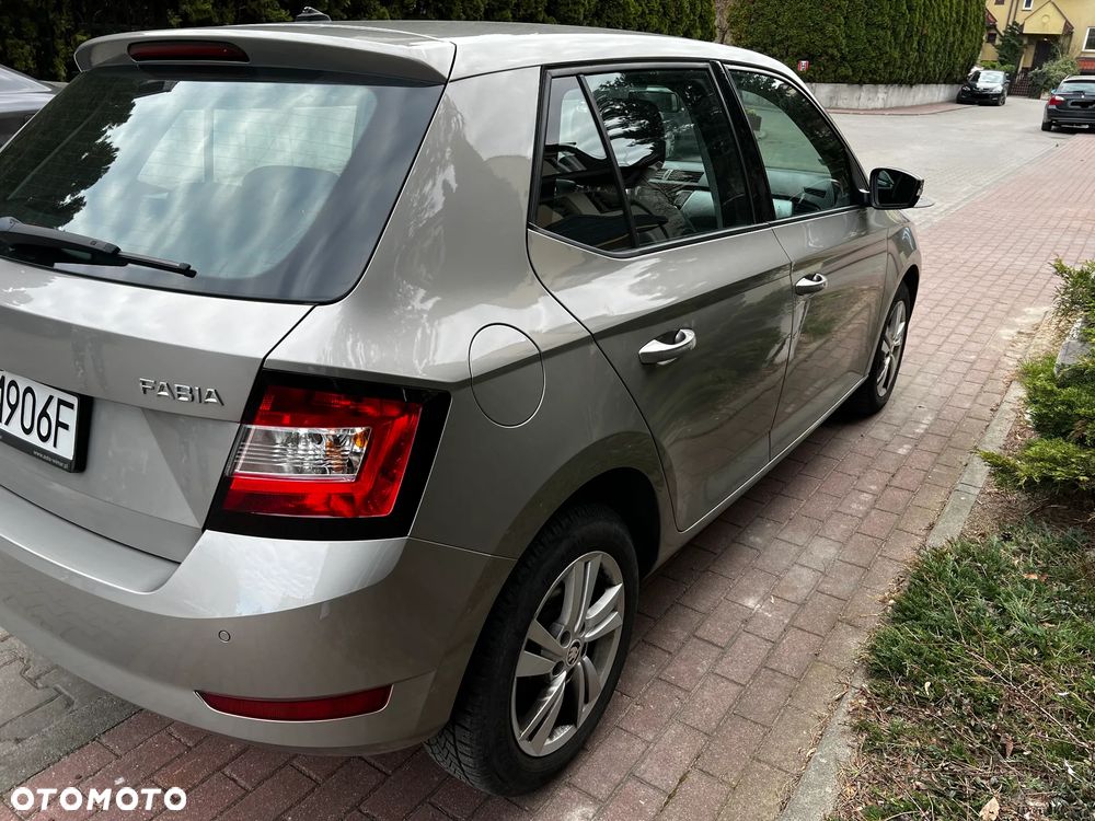 Skoda Fabia 1.0 TSI Ambition DSG - 6