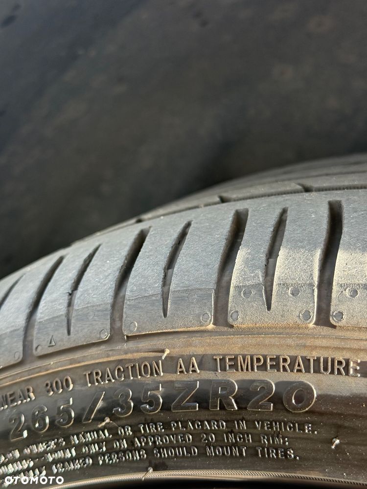 Volkswagen Multivan - 21