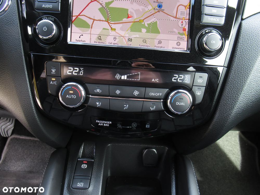 Nissan Qashqai 1.3 DIG-T Tekna+ - 32
