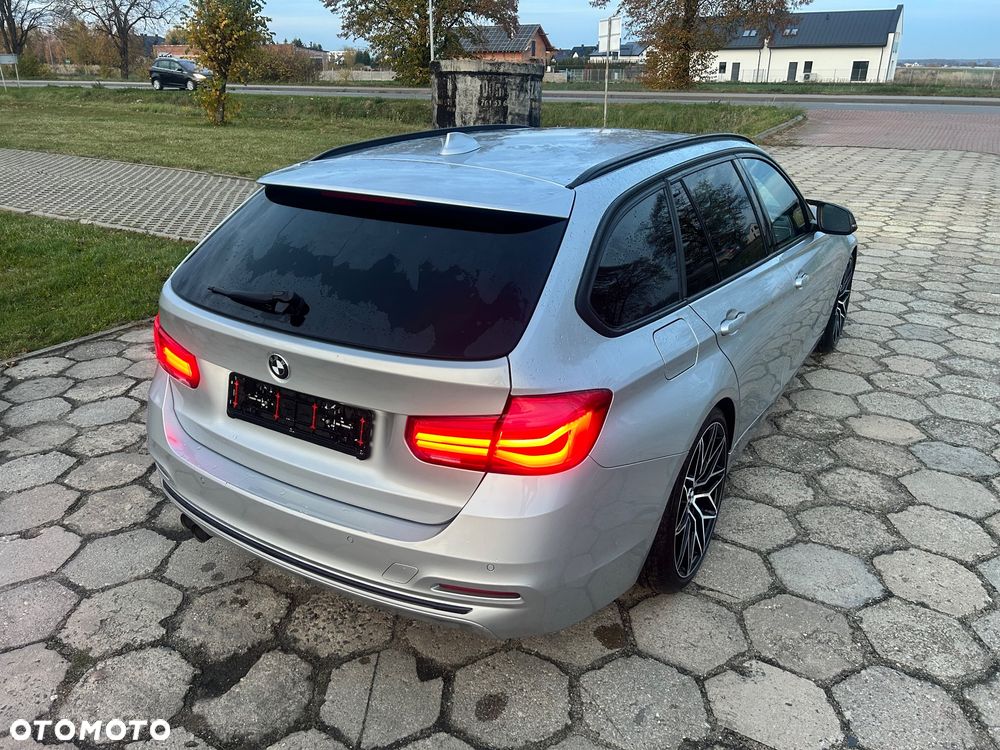 BMW Seria 3 320d Sport Line Shadow - 11