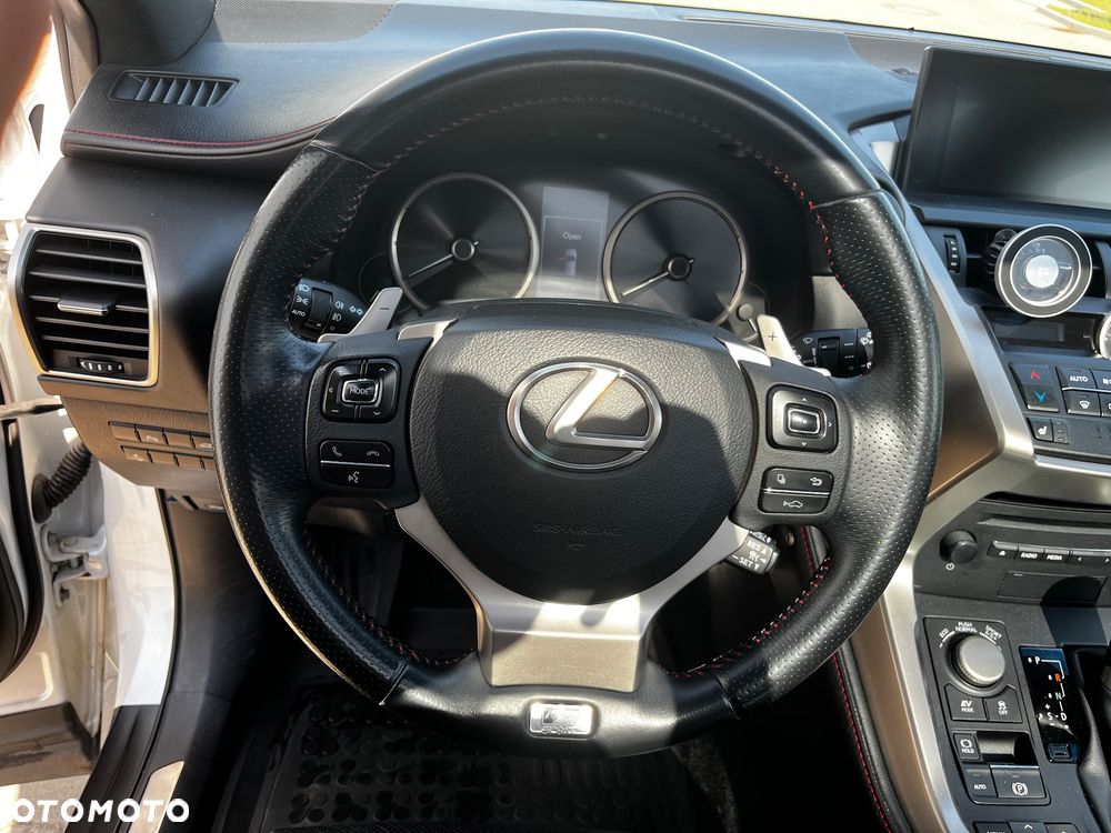 Lexus NX 300h F Sport AWD - 20