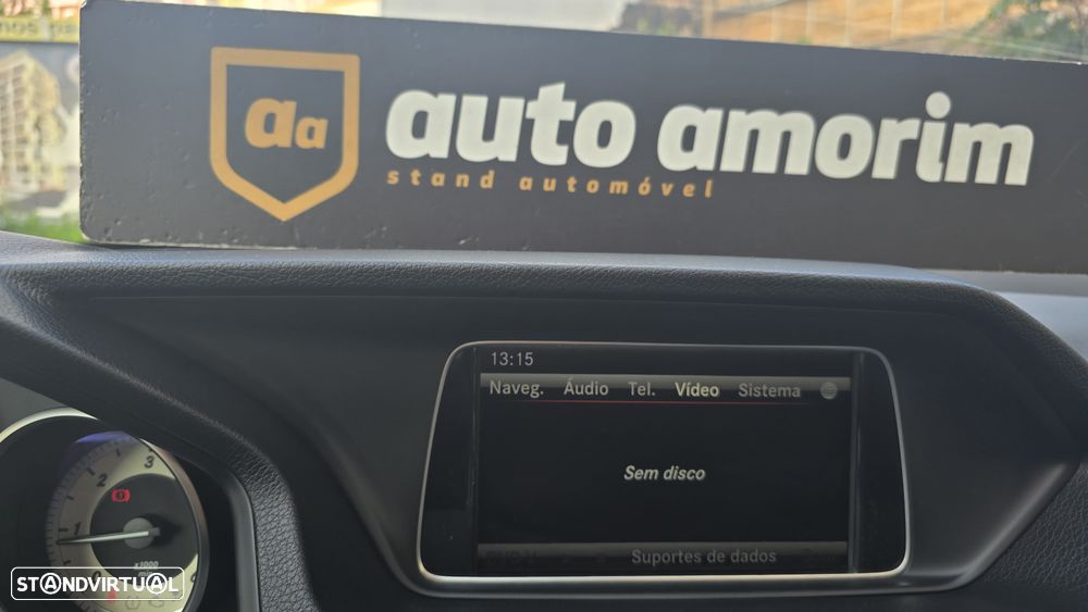 Mercedes-Benz E 250 CDi Avantgarde BlueEfficiency Auto. - 34