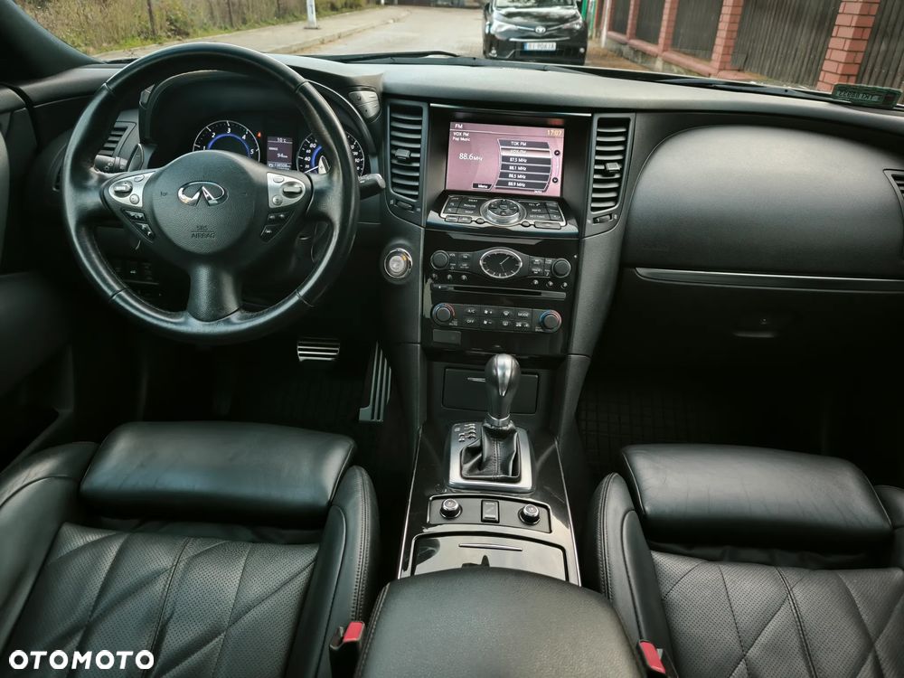 Infiniti QX70 3.0d S Premium - 15