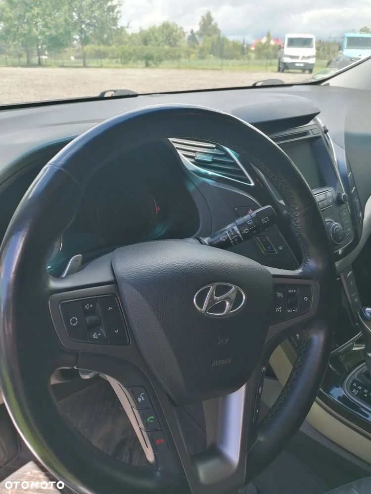 Hyundai i40 Kombi 1.7 CRDi DCT Premium - 15