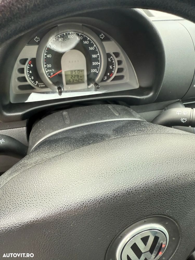 Volkswagen Fox 1.2 - 8