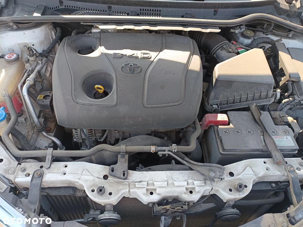 Toyota Corolla 1.4 D-4D Premium - 7