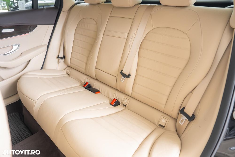 Mercedes-Benz GLC 220 d 4MATIC 9G-TRONIC - 24