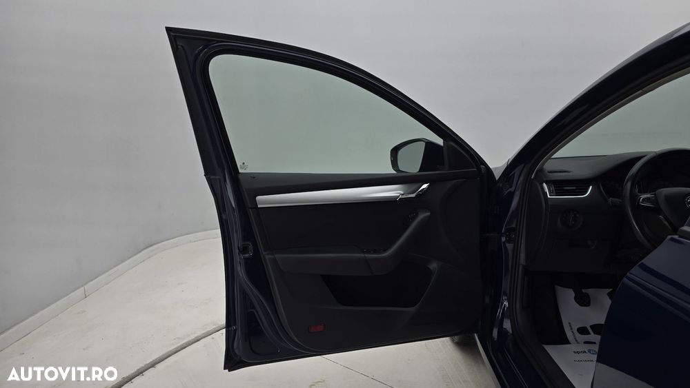 Skoda Octavia 1.6 TDI Ambition - 10