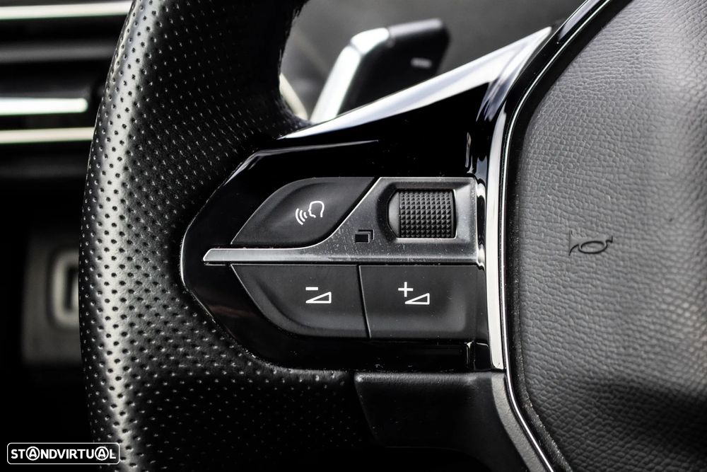 Peugeot 3008 1.6 PureTech GT EAT8 - 14