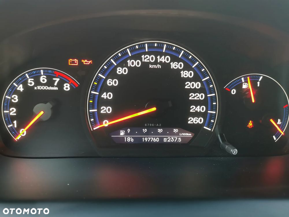 Honda Accord 2.0 Executive - 12