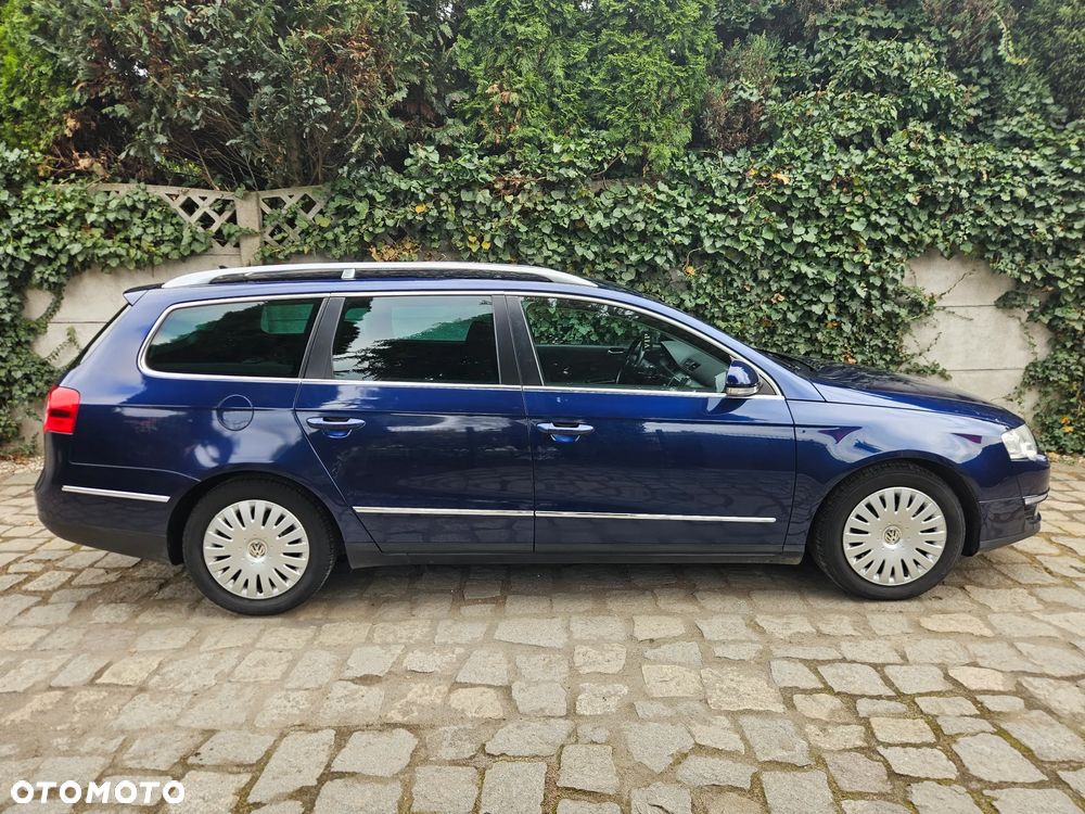 Volkswagen Passat - 3