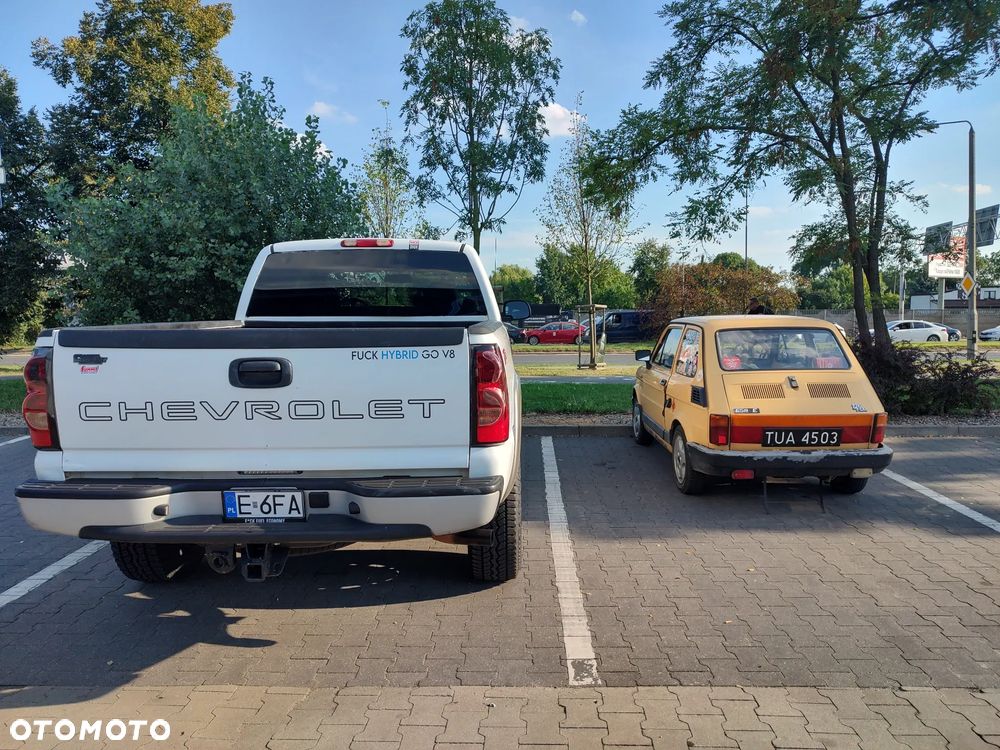 Chevrolet Silverado - 2